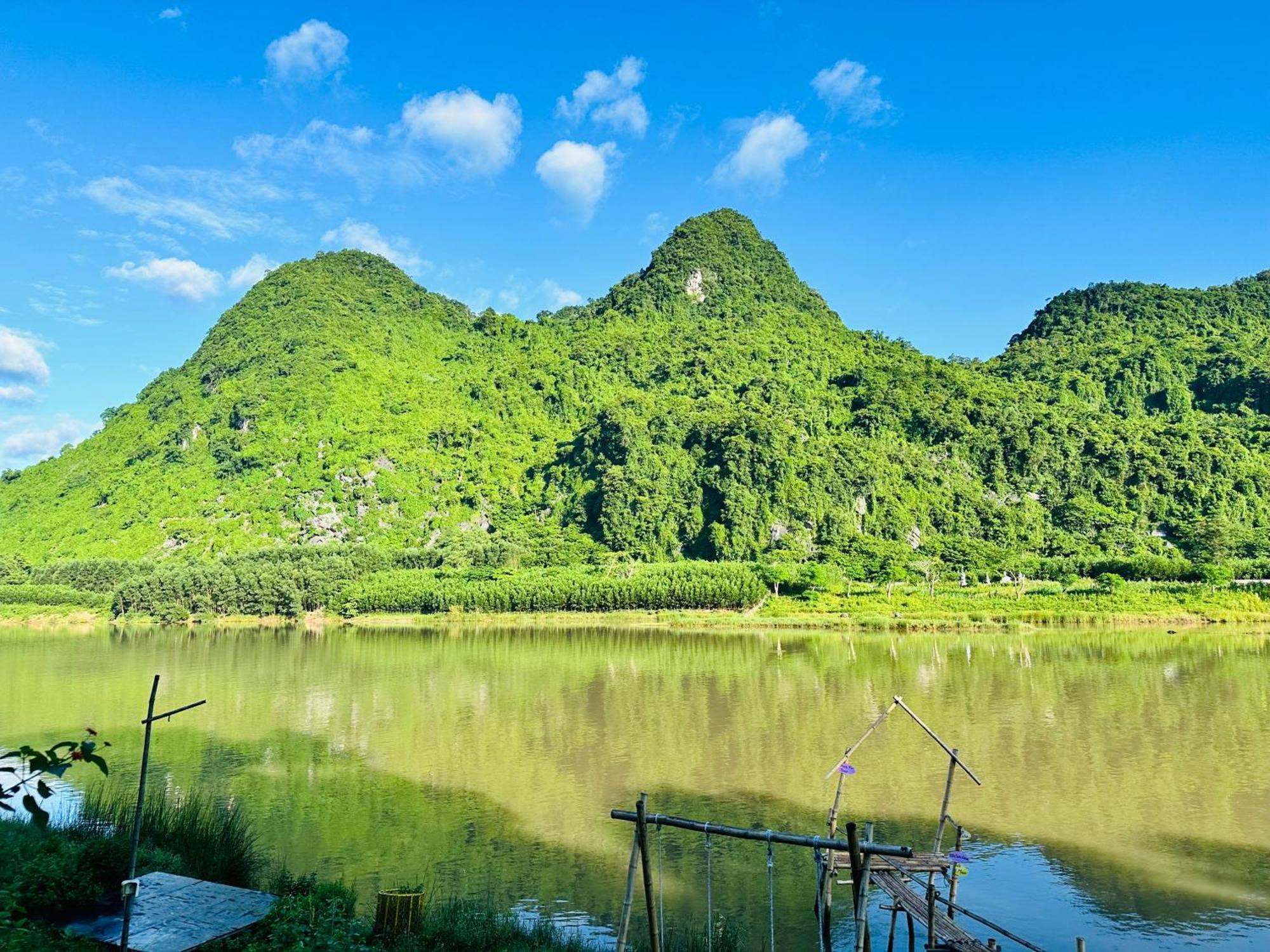 Son River House Phong Nha Eksteriør billede